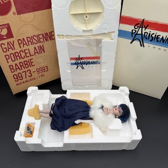 Barbie Gay Parisienne 1959 Repro Porcelain Mattel 9973-9993 Shipper Limited Edit - Picture 4 of 15